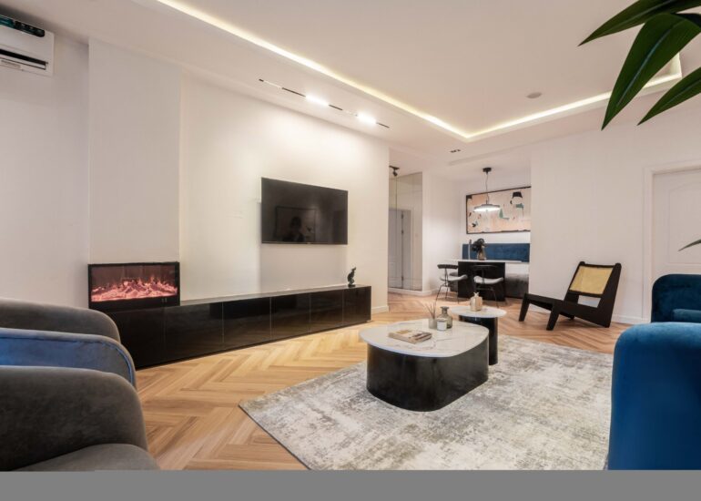 The Chic Suite